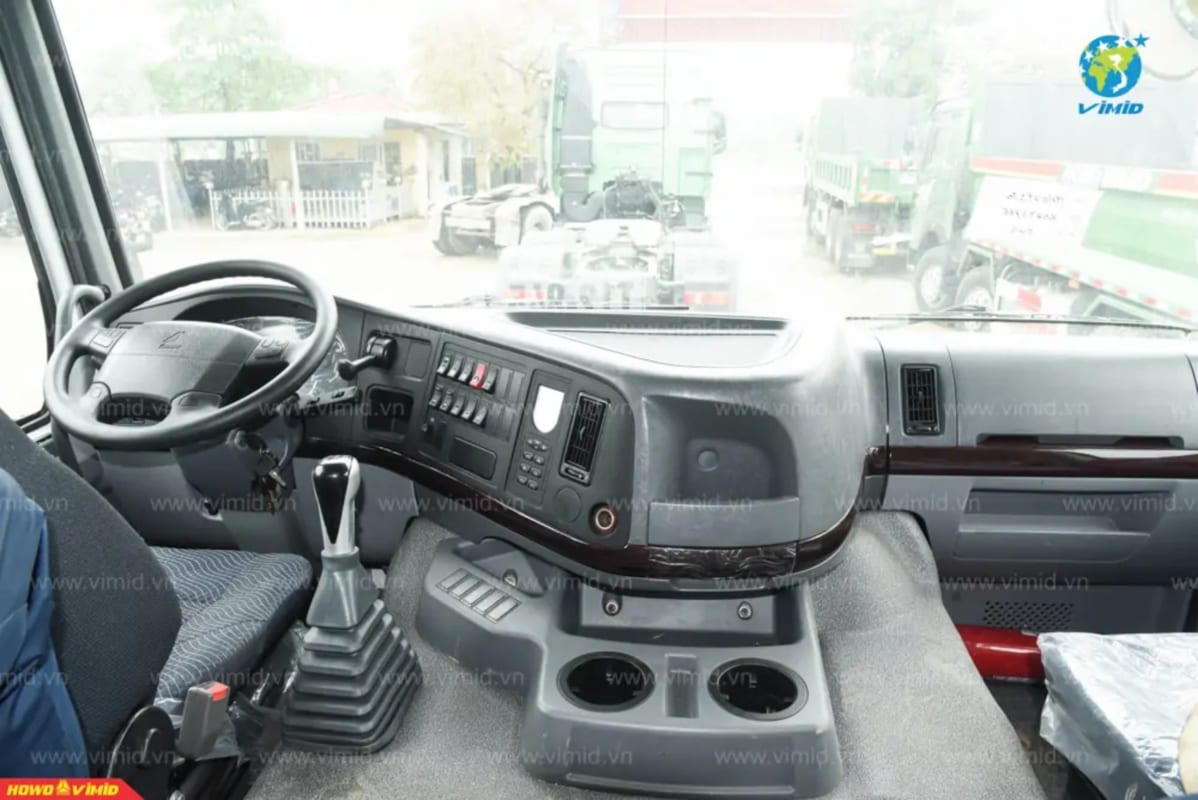  xe trộn V7G 380 12M3