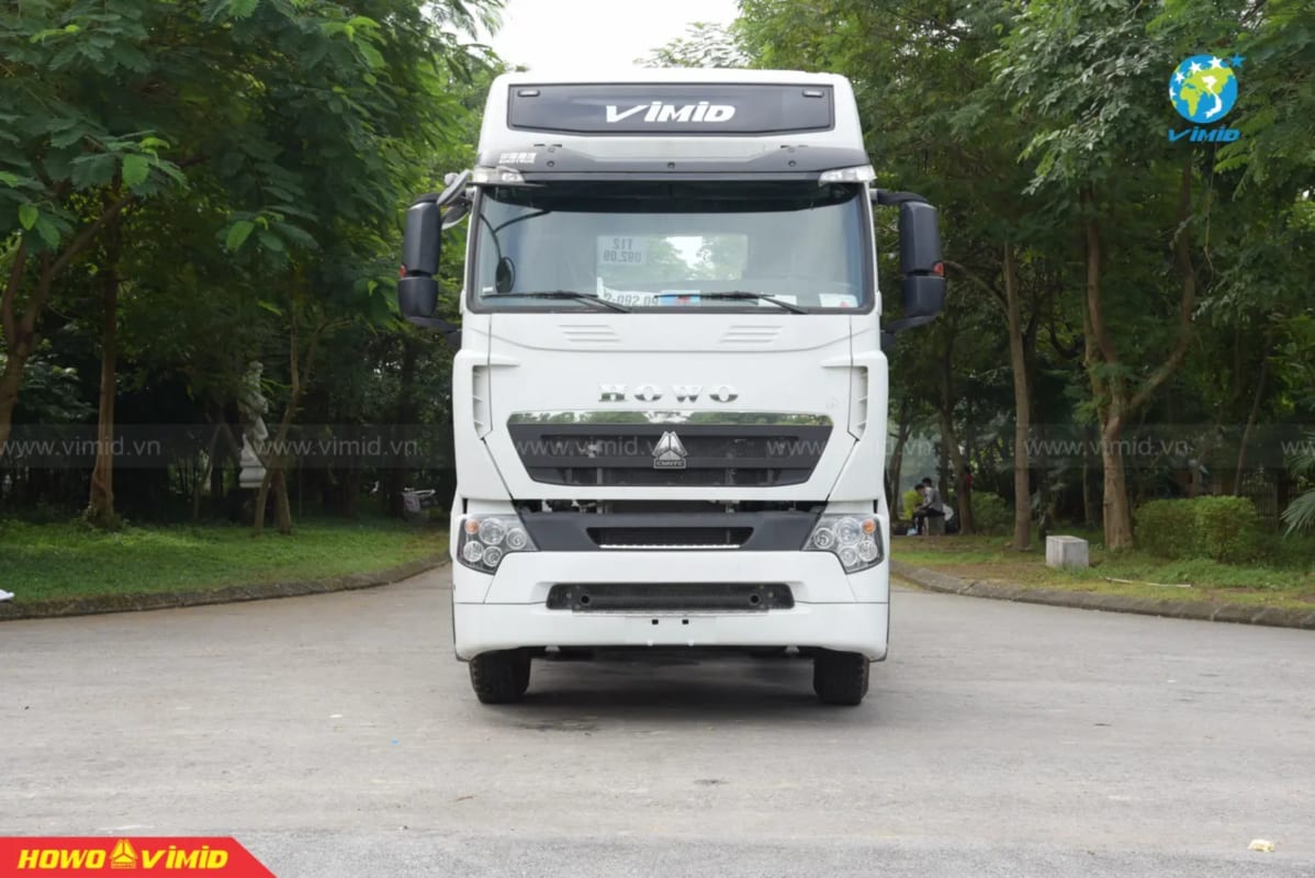 ĐẦU KÉO T7H 420 CẦU LÁP